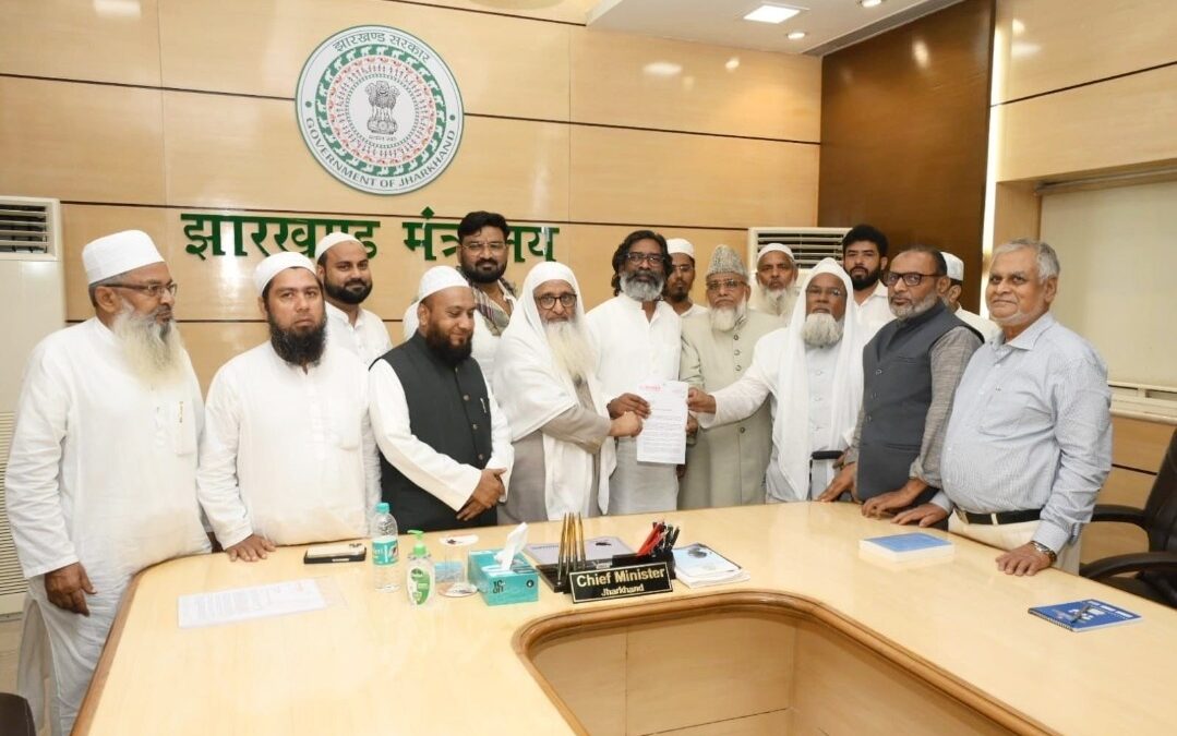 Jharkhand CM Hemant Soren Stands with All India Muslim Personal Law Board Against Waqf (Amendment) Bill 2024