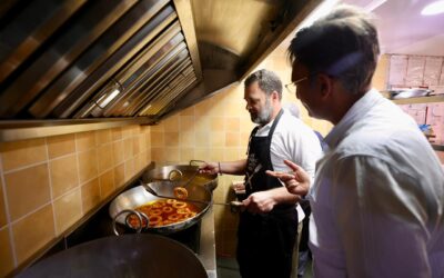 Rahul Gandhi Spreads Diwali Cheer in Old Delhi with a Message of Love, Tradition and Togetherness